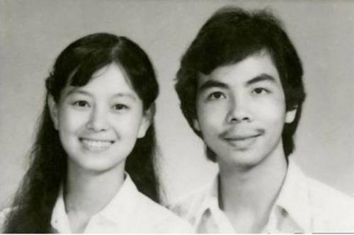 娱乐胡夏个人资料童年图片歌曲简介今年多大了 胡夏父亲是谁做什么的  3