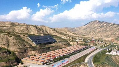 ​“八有八美”东乡