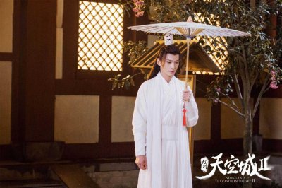 ​徐正溪个人资料身高家世感情史深扒徐正溪双眼皮是割的吗结过婚