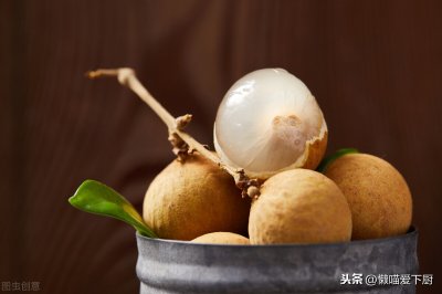 ​龙眼和桂圆是同一种水果吗(“桂圆”是龙眼吗？它俩有啥区别？建议弄明白再买)