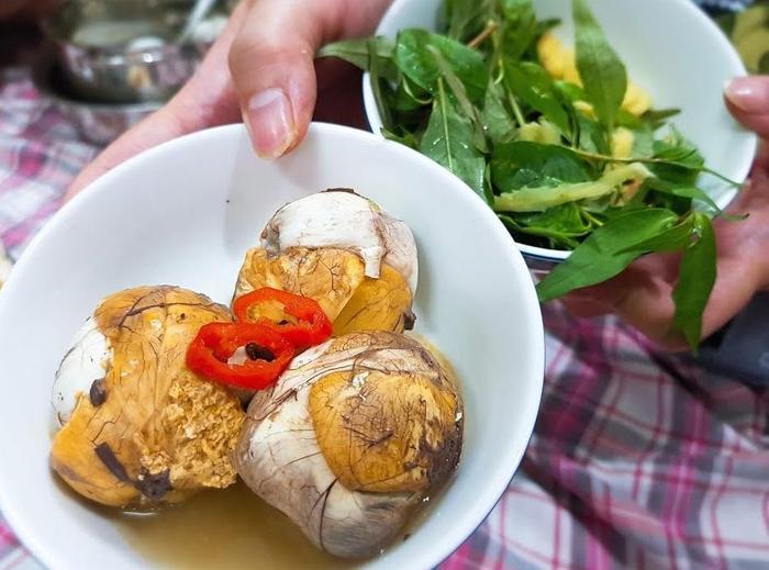 越南人爱“吃”的4道特色菜，有些我们都不敢吃，大脚鸡越南特有