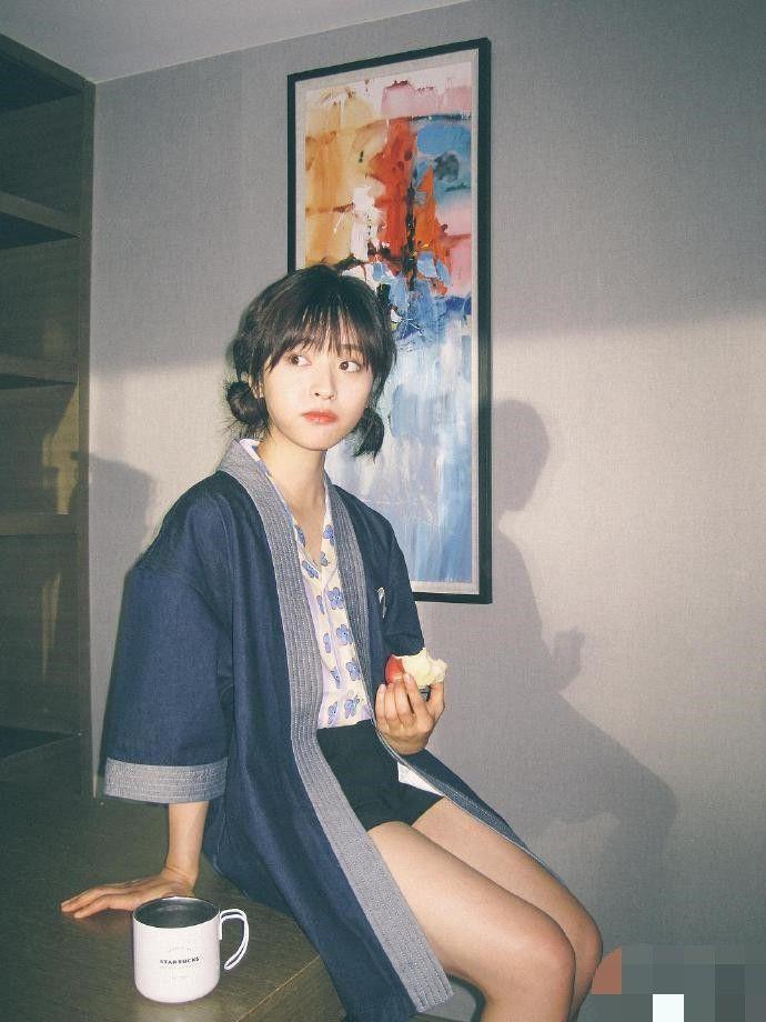 沈月最新写真照片，有一种日系小清新的感觉，收获网友好评