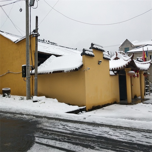 寒潮凶猛，大暴雪袭击杭州！积雪10厘米以上一夜变雪城