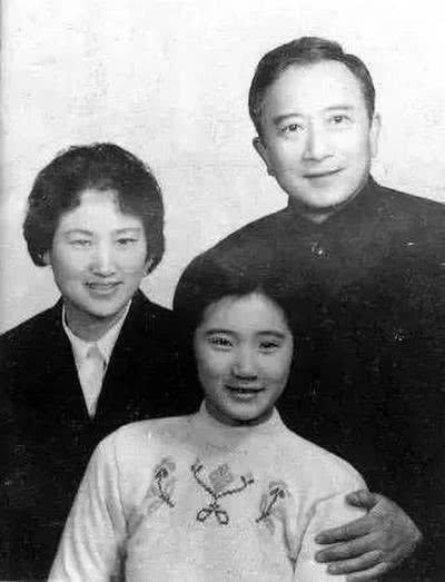 王文娟个人资料写真作品