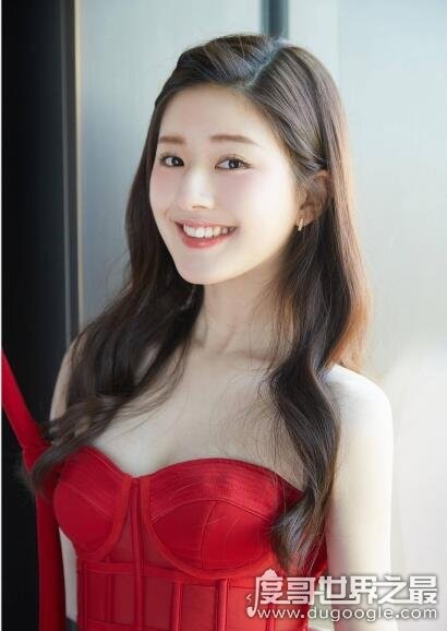 赵露思个人资料多高(153厘米不到80斤)(2)_