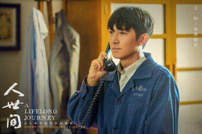 ​叔系男神：出道十年不温不火，婚后一年爆红，网友：娶妻是门玄学