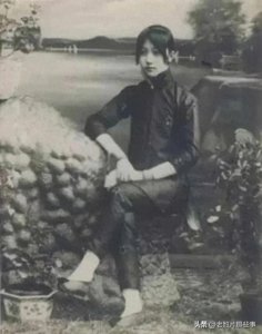 ​董竹君：出身贫寒被卖青楼，连生4女被家暴，愤然离婚逆袭成富豪