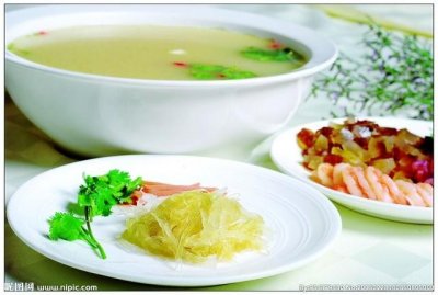 ​鱼翅是什么，鱼翅是鱼身上的什么位置，有什么营养价值？