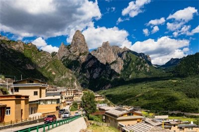 ​10个国内必去的避暑旅行地，不仅好玩，夏天平均气温只有二十几度