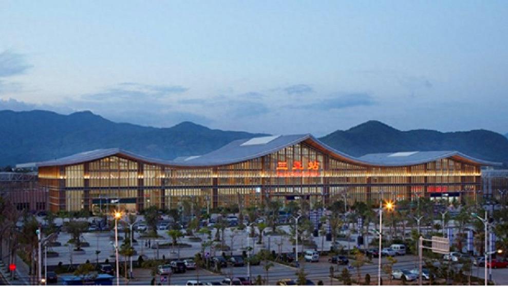 三亚站  中国最南的火车站、高铁站