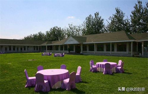 北京蓝调薰衣草庄园，蓝莓、草莓为主栽品种，已成为当地绿色地标