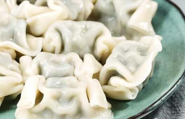 冻饺子为什么皮会裂口,冻过的饺子再煮为什么老是开裂呢图3