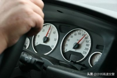 ​驾车技术技巧（史上最全驾驶技巧，开车不再犯迷糊，建议收藏！）