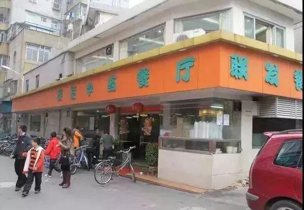 一边深圳一边香港！现在，去中英街可以网上预约、自助取证啦