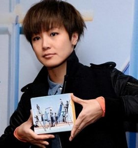 ​大快人心！19年让联合国把中国除名的何韵诗，兴风作浪7年终被抓