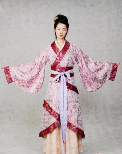大家不会错把汉服叫和服（和服与汉服对比作为龙的传人你更倾向于谁）(9)