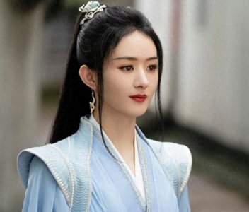 ​仅播1天，《斗罗大陆2》拿下全网热度第一 ，李小冉颜值惊艳众人