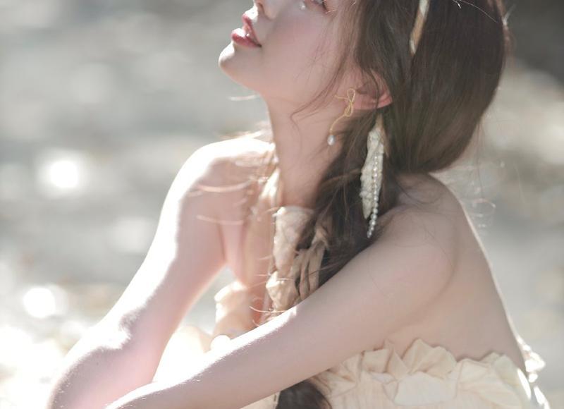 从朋友圈观察女人性格,了解她就从朋友圈开始 从朋友圈观察女人性格,了解她就从朋友圈开始