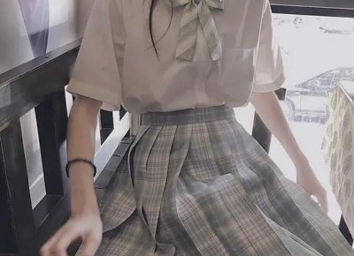 ​男友和别的女生暧昧怎么办？ 男朋友和别的女生暧昧要原谅吗？