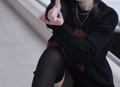 ​花无缺与小鱼儿（小鱼儿练成了五绝神功）