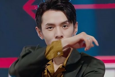 ​李佳琦为什么会封，李佳琦出啥事了？