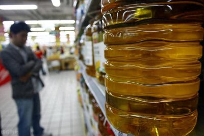 ​一升食用油到底几斤？厨房小白必看的换算秘籍！