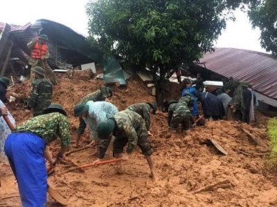​越南广治省一兵营遭遇塌方事故 已造成22人失联