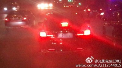 ​六小龄童遇别车 六小龄童本人感谢记者对于此事的关注