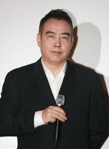 ​人民日报点名，揭开陈凯歌真实处境，倪萍三婚丈夫的话真没说错
