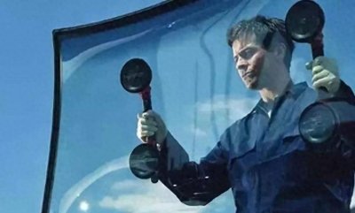 ​汽车“减速玻璃”忽悠了我们几十年，到底是什么原理？