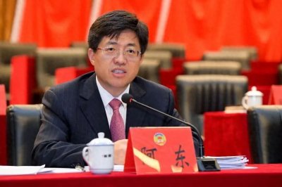 ​阿东进京履新，成为目前最年轻正部级干部