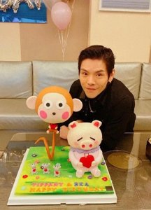 ​向佐暖心回应向太喊话：尽显家庭责任感与深情