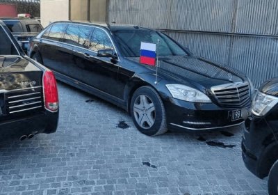 ​奔驰S600普尔曼Guard：5.3吨重防弹巨兽，国内罕见豪华座驾！