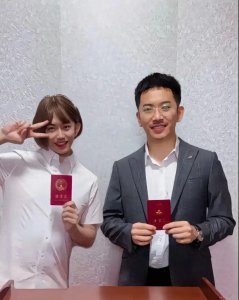 ​虚拟人物董雨欣和张立业分手了，网友齐声哀嚎，这届网友太认真
