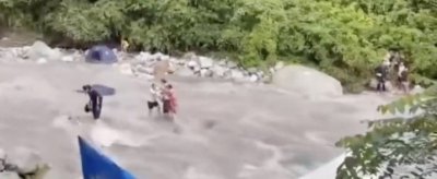 ​四川彭州突发山洪已致4死9伤！当地人称事发山沟已经封闭