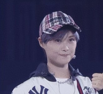 ​背景成谜、无人敢娶！一场微博之夜，彻底戳穿了李宇春的真正实力