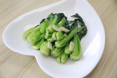 ​餐桌上最常见的10种青菜，你吃过几种？这些冷知识你可能不知道！