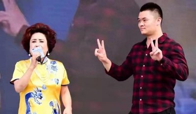 ​上海滩顶流王阿姨，把流量玩明白了！