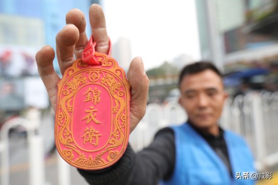 他被称共享单车锦衣卫,3年剪单车私锁3万把,最多1天45把