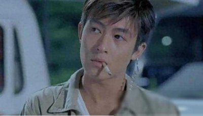 当年曝光1400张照片，毁了陈冠希张柏芝的电脑维修员，下场怎
