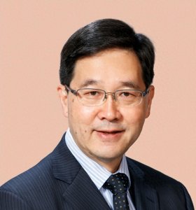 不可思议：这位55后高官卸任后，去大学读文凭课程