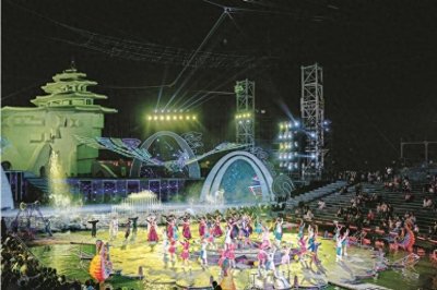 ​碧螺塔海上酒吧公园：日出风光旖旎 日落流光溢彩