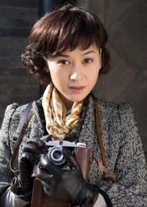 ​演员黄海冰：跟丁克妻子离婚，二婚比自己小十二岁，育一儿一女