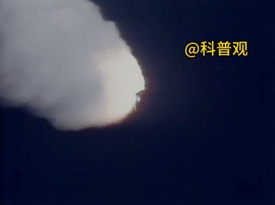 ​美国最惨航天事故，飞船发射73秒爆炸解体，7名宇航员尸骨无存！