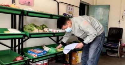 ​41岁菜贩历时14年8战考研成功，大龄考研有必要吗？