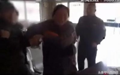 男子“双证”造假被识破　 竟现场发飙打骂民警