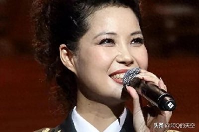 ​梦鸽，这个年轻的女孩子穿梭在两个老男人之间