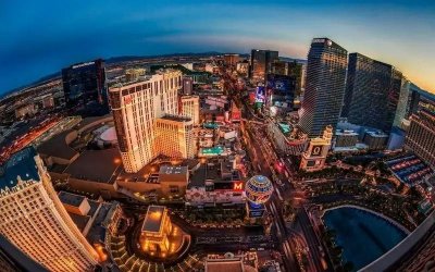 ​美国西部的拉斯维加斯，不仅是世界赌城，更是婚礼之都