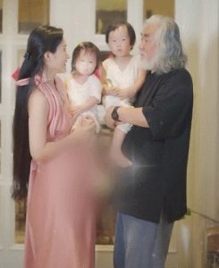 翁帆：28岁嫁给82岁杨振宁，54岁的年龄差，她哪来的底气？