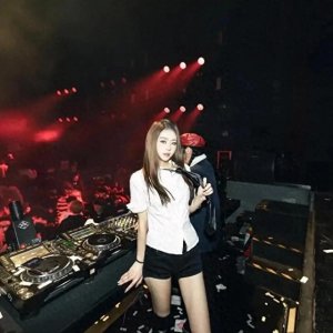 ​一周七次！00后女孩857过度放纵，最后肠烂离世，这是纵欲的代价